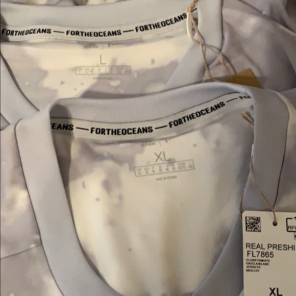 Adidas Real Madrid Preshirt Soccer Jersey Grey - Picture 4 of 5